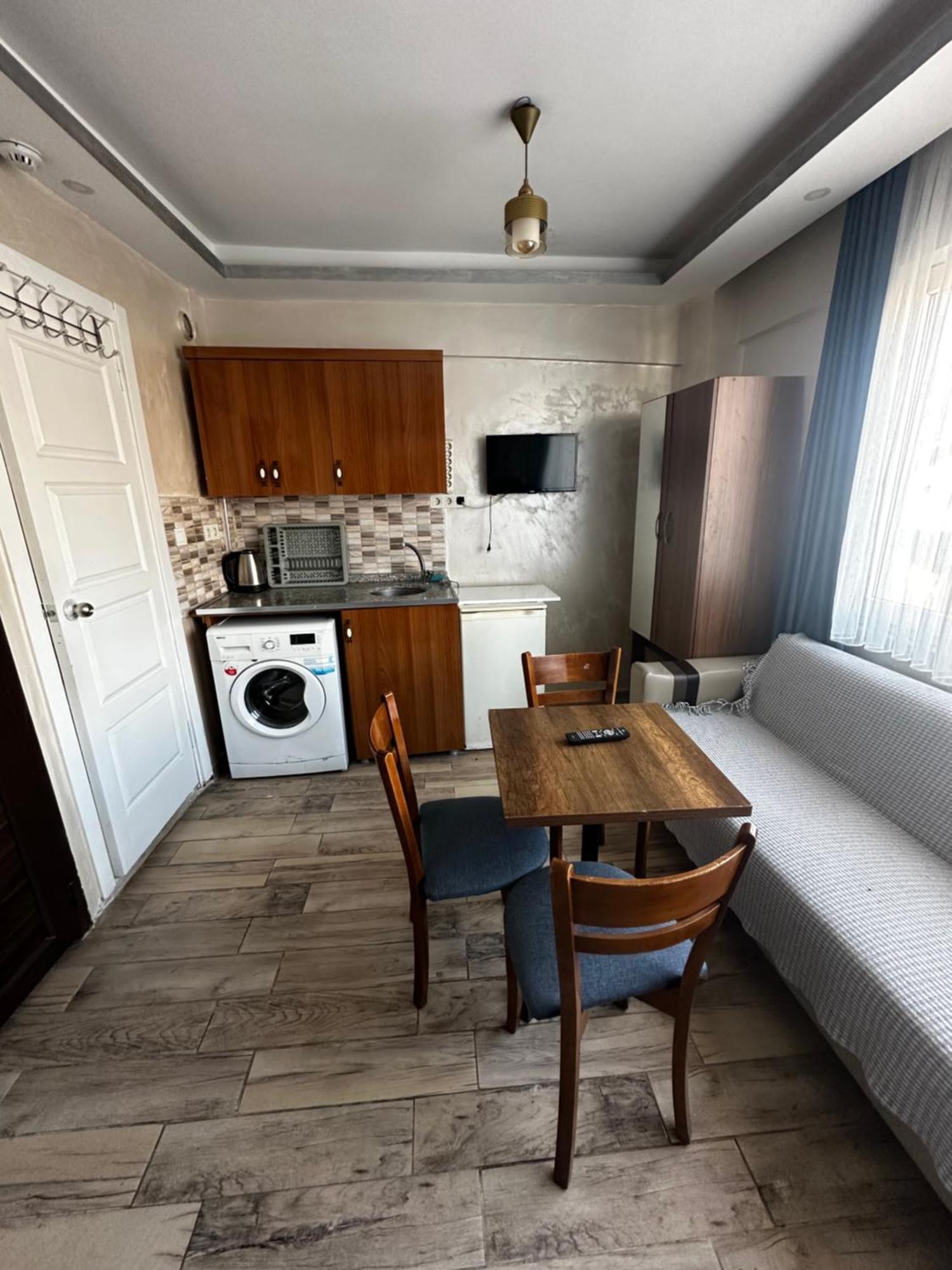 Yakut Old Hotel Istanbul Exterior photo